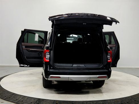 Used 2024 Ford Expedition Max Limited image 14
