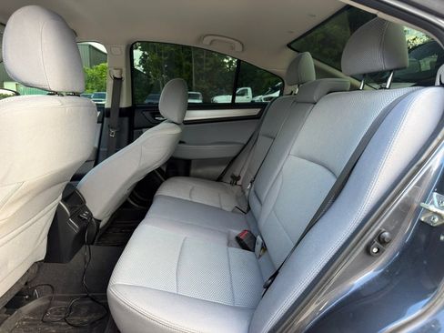 Used 2019 Subaru Legacy 2.5i Premium AWD/4WD image 12