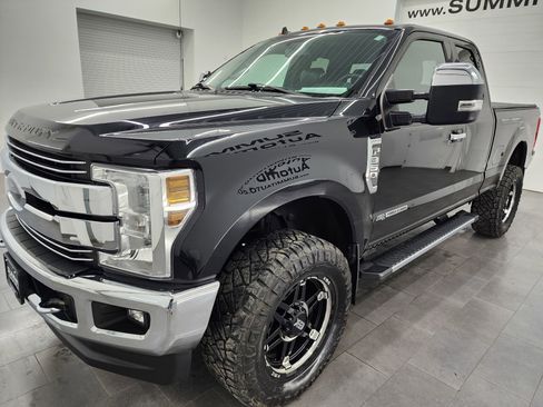 Used 2019 Ford F350 Lariat w/ Chrome Package AWD/4WD image 7