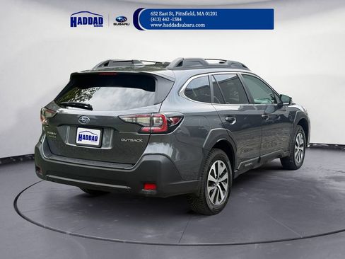 Used 2024 Subaru Outback Premium AWD/4WD image 5