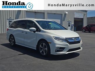 Used 2019 Honda Odyssey Touring video 1