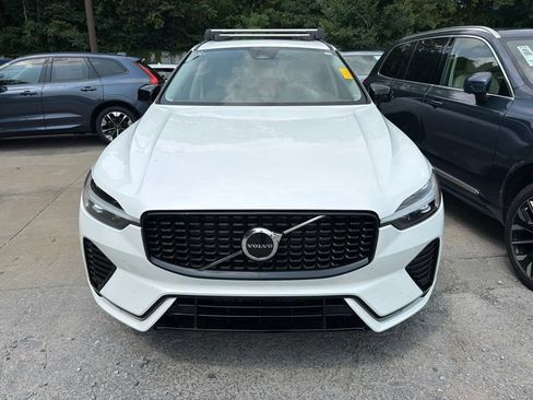 Used 2024 Volvo XC60 B5 Core w/ Protection Package Premier AWD/4WD image 2