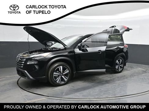 Used 2025 Nissan Rogue SL w/ SL Premium Package image 51