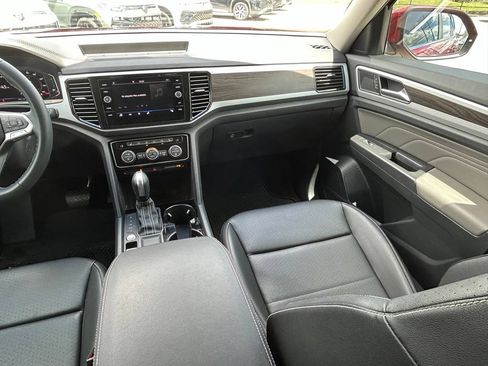 Certified 2023 Volkswagen Atlas SE FWD image 11