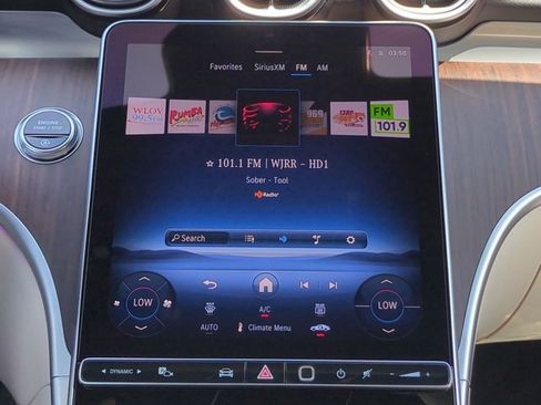 Used 2025 Mercedes-Benz C 300 Sedan image 17