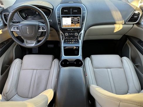 Used 2019 Lincoln Nautilus Reserve w/ Ultimate Package image 15