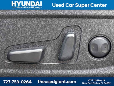 Used 2022 Hyundai Palisade SEL FWD image 24