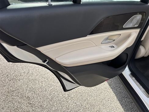 Used 2020 Mercedes-Benz GLE 350 image 21