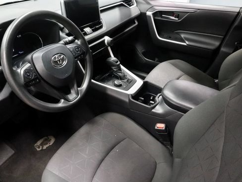Used 2024 Toyota RAV4 XLE AWD/4WD image 25