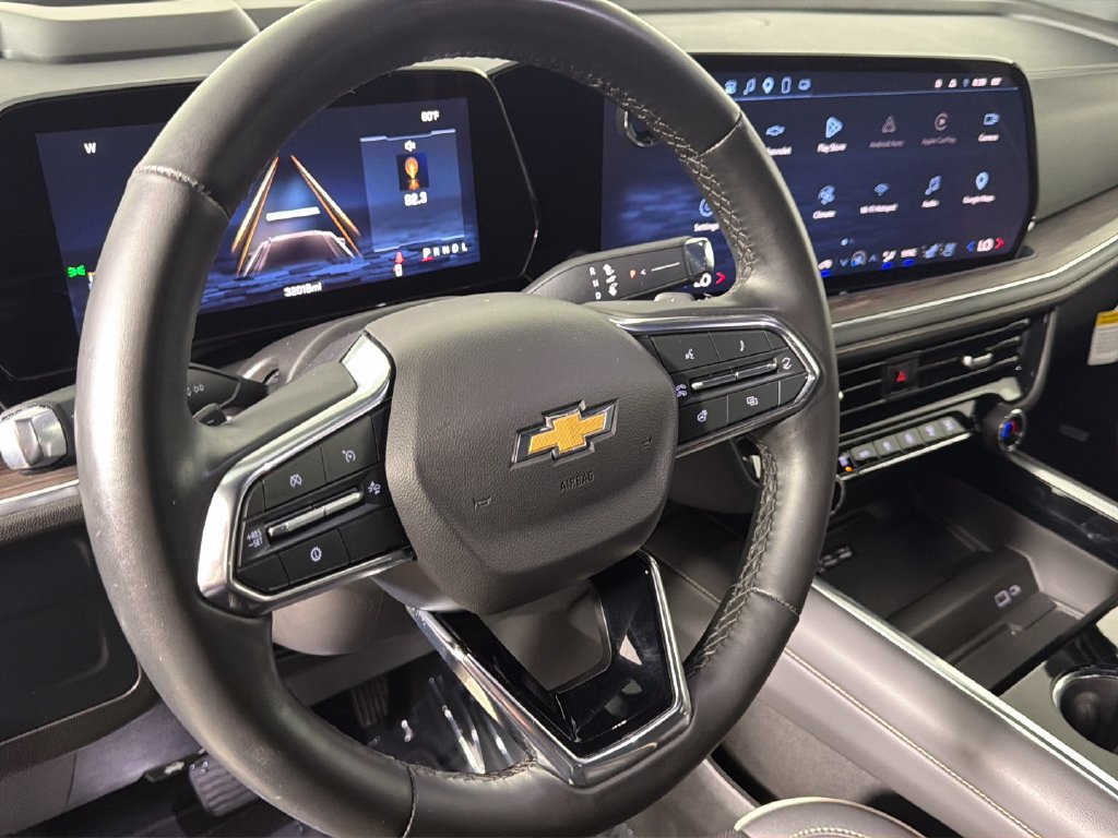 Certified 2025 Chevrolet Suburban Premier RWD image 24