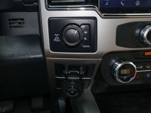 Used 2022 Ford F250 Lariat w/ Lariat Value Package AWD/4WD image 23