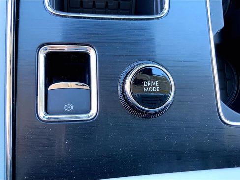 New 2026 Lincoln Aviator AWD image 20