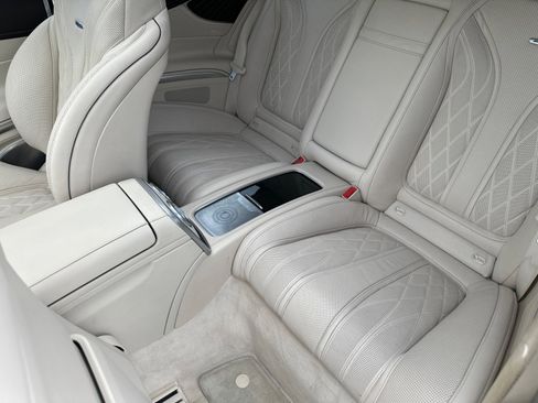 Used 2016 Mercedes-Benz S 63 AMG 4MATIC Coupe image 36