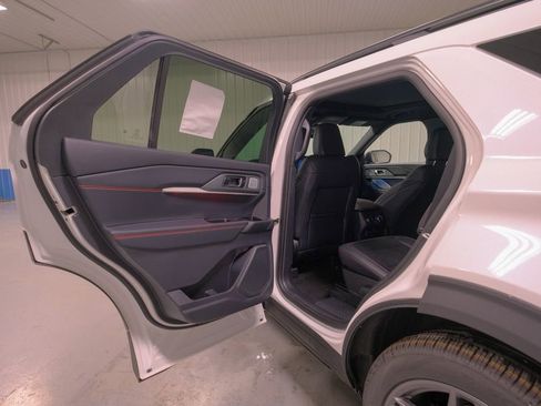 New 2026 Ford Explorer ST w/ Sun And Sound Package image 24