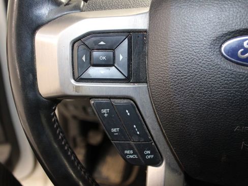 Used 2020 Ford F250 Platinum image 23