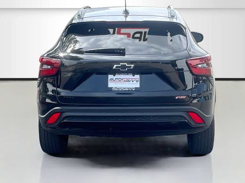 Used 2025 Chevrolet Trax RS w/ Driver Confidence Package FWD image 5