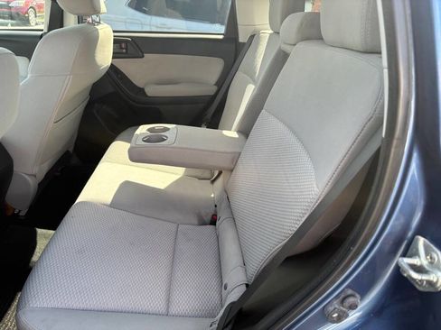 Used 2015 Subaru Forester 2.5i Premium w/ All-Weather Package AWD/4WD image 9