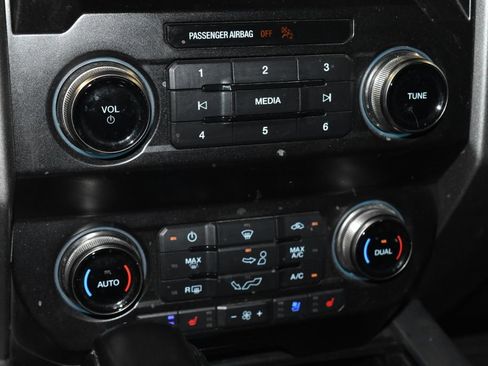 Used 2020 Ford F150 Raptor w/ Equipment Group 802A Luxury AWD/4WD image 12