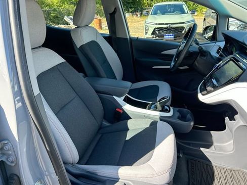 Used 2021 Chevrolet Bolt LT FWD image 25