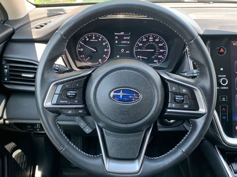 Used 2022 Subaru Outback Premium AWD/4WD image 10