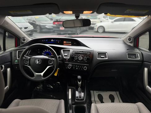 Used 2014 Honda Civic LX image 32