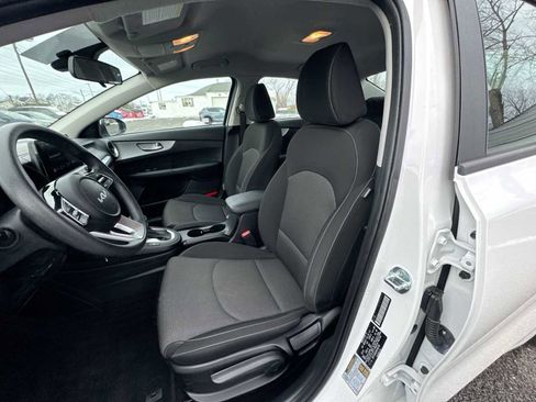 Used 2022 Kia Forte LXS image 21