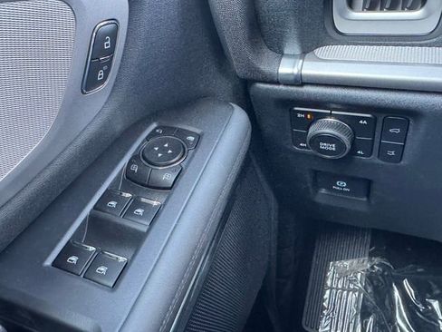 New 2026 Ford Expedition Active image 31