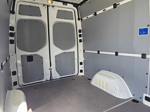 New 2026 Mercedes-Benz Sprinter 2500 image 13