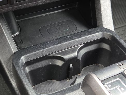 Used 2018 Toyota Tacoma TRD Sport w/ Technology Package image 27