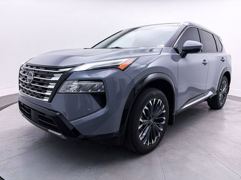 Used 2024 Nissan Rogue Platinum w/ Platinum Premium Package AWD/4WD image 13
