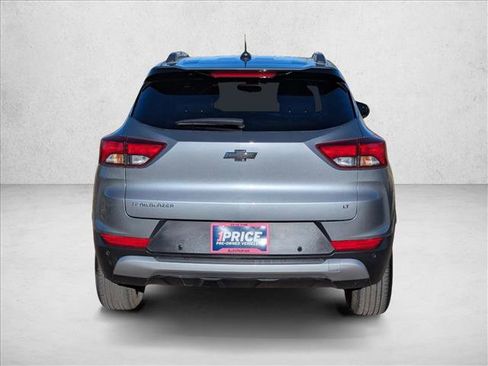 Used 2024 Chevrolet TrailBlazer LT w/ LT Cold Weather Package image 7