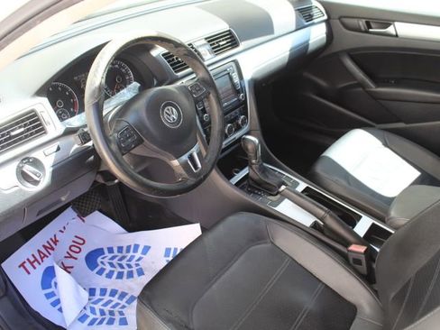 Used 2012 Volkswagen Passat 2.5 SE image 11