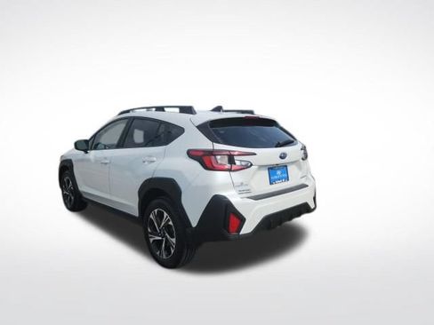 Used 2024 Subaru Crosstrek 2.0i Premium AWD/4WD image 6