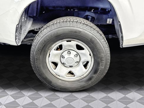 Used 2021 Toyota Tacoma SR image 37