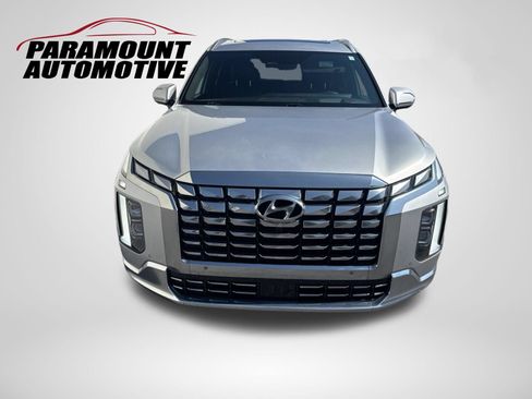 Used 2023 Hyundai Palisade Calligraphy w/ Cargo Package FWD image 2
