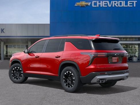 New 2027 Chevrolet Traverse Z71 w/ Enhanced Driving Package AWD/4WD image 3