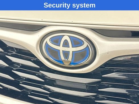 Used 2022 Toyota Highlander XLE image 28