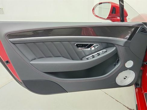 New 2024 Bentley Continental GT V8 image 17