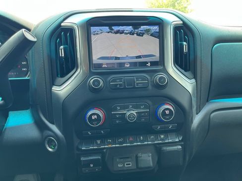 Used 2021 Chevrolet Silverado 2500 LT w/ Texas Edition AWD/4WD image 15