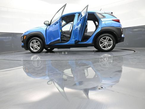 Used 2019 Hyundai Kona SE AWD/4WD image 48