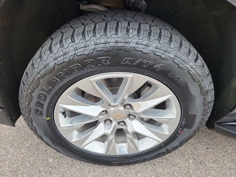 Used 2024 Chevrolet Tahoe Premier image 18