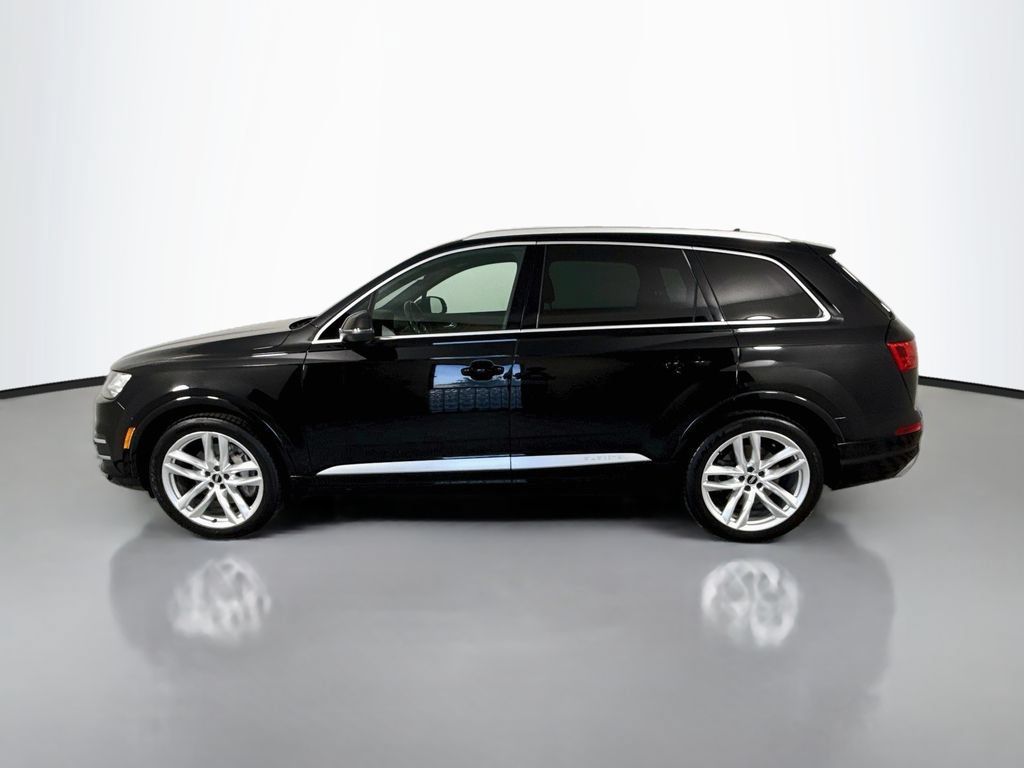 Used 2017 Audi Q7 3.0T Prestige AWD/4WD image 2