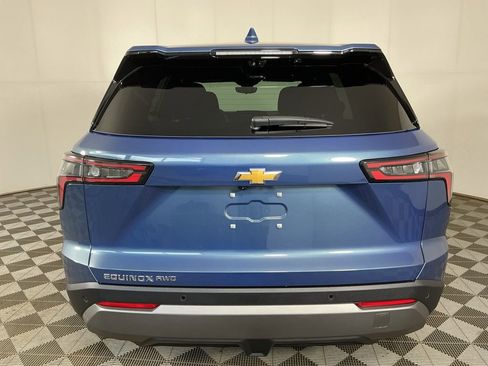 New 2026 Chevrolet Equinox LT w/ Safety and Technology Package AWD/4WD image 8