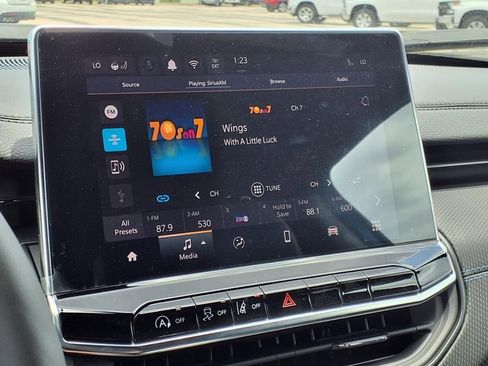 New 2025 Jeep Compass Latitude w/ Convenience Group image 10