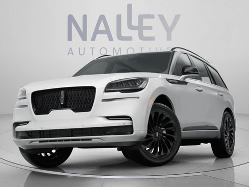 Used 2024 Lincoln Aviator AWD w/ Premium Package image 8