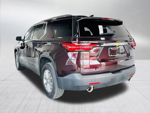 Used 2023 Chevrolet Traverse LT AWD/4WD image 8