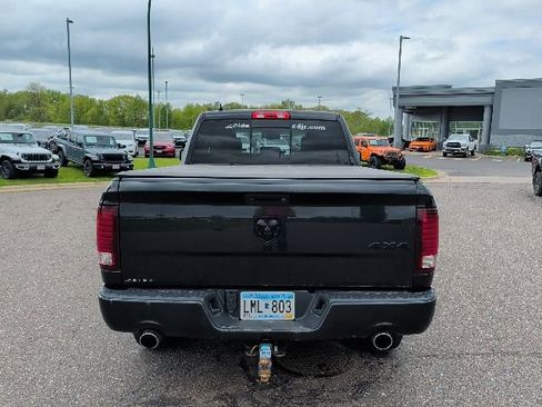 Used 2017 RAM 1500 Sport w/ Black Ram 1500 Sport Group AWD/4WD image 5
