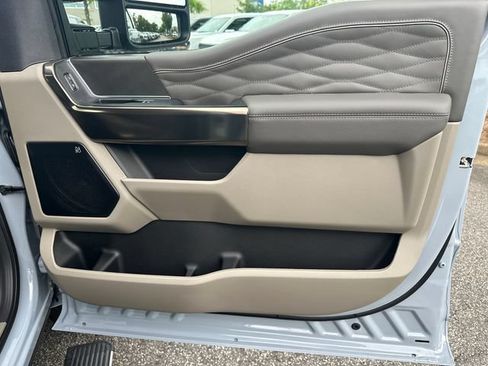 New 2026 Ford F350 Platinum w/ Platinum Plus Package AWD/4WD image 15