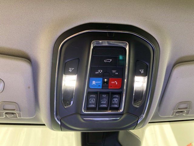 Used 2023 Jeep Grand Cherokee L Limited AWD/4WD image 26