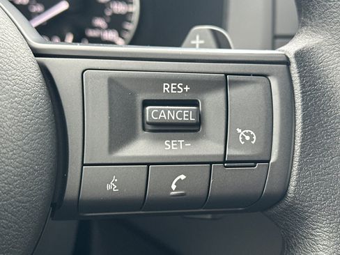 New 2025 Nissan Pathfinder S image 30